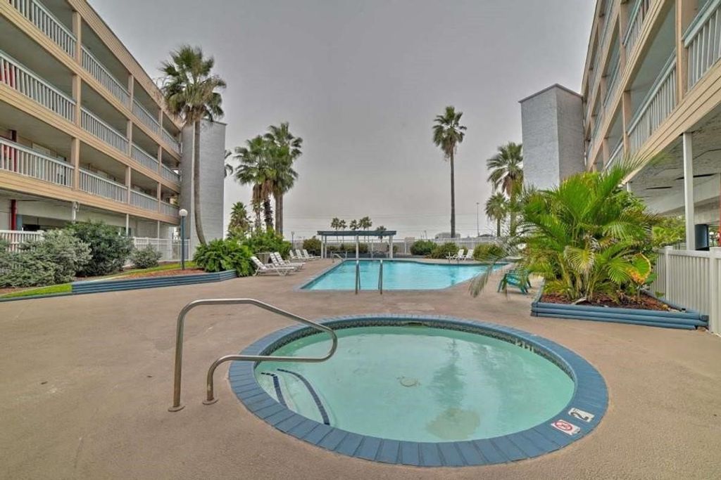 3938 Surfside Blvd 3222, Corpus Christi, TX 78402 — photo 3