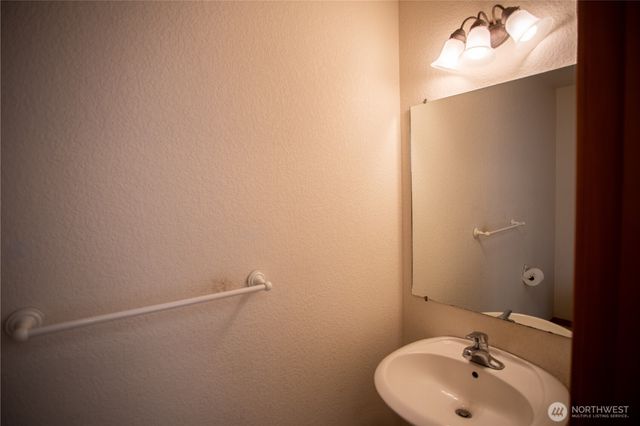 4016 Stikes Drive SE, Lacey, WA 98503