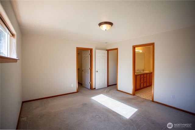 4016 Stikes Drive SE, Lacey, WA 98503