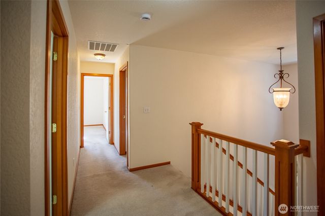 4016 Stikes Drive SE, Lacey, WA 98503