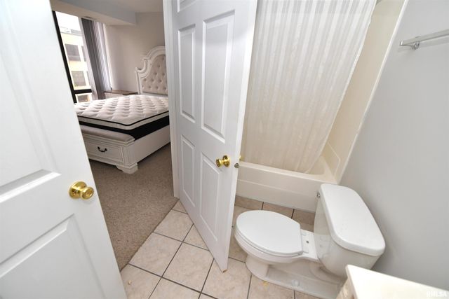 123 SW JEFFERSON Avenue E3E, Peoria, IL 61602