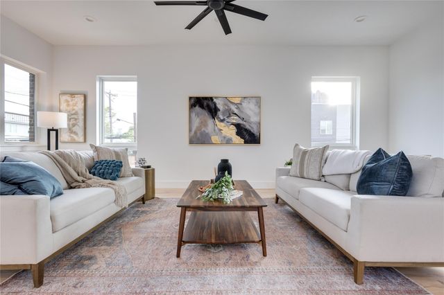 2336 N Carroll Avenue, Dallas, TX 75204