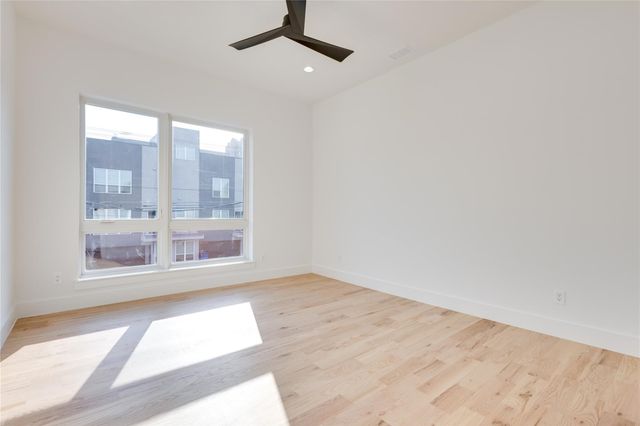 2336 N Carroll Avenue, Dallas, TX 75204