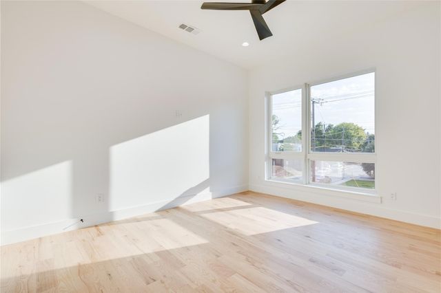 2336 N Carroll Avenue, Dallas, TX 75204