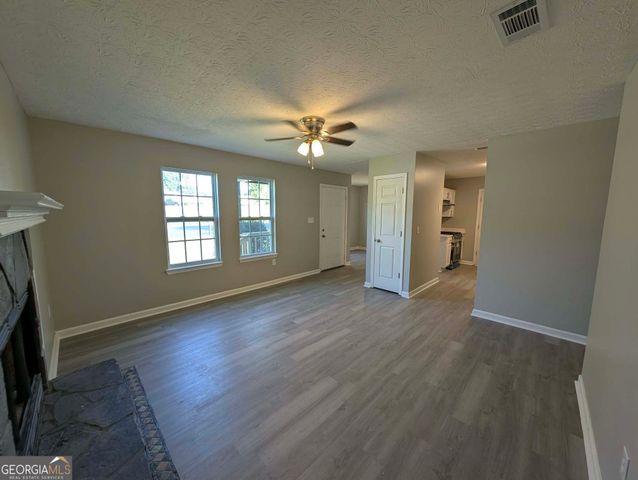 126 Crystal Brook, Griffin, GA 30223