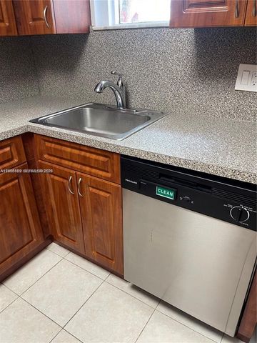 8225 Lake Drive 108, Doral, FL 33166