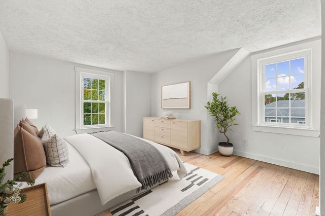 186 Plain St, Stoughton, MA 02072