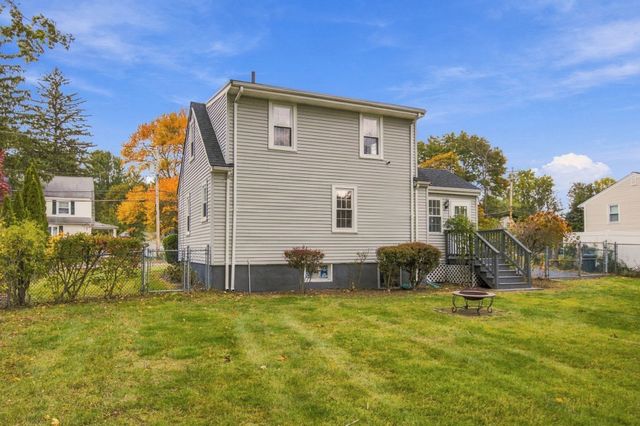 186 Plain St, Stoughton, MA 02072