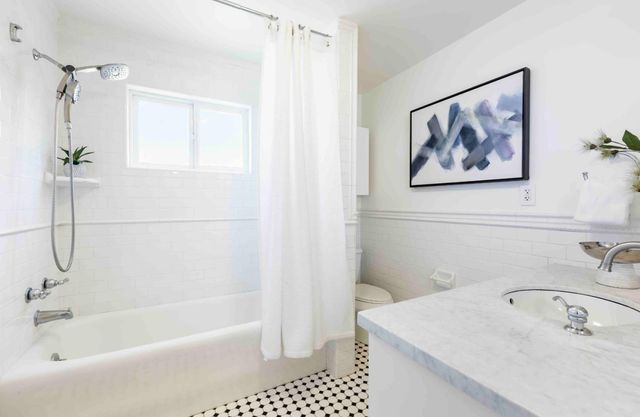 1637 Mariposa Avenue, Palo Alto, CA 94306