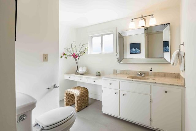 1637 Mariposa Avenue, Palo Alto, CA 94306