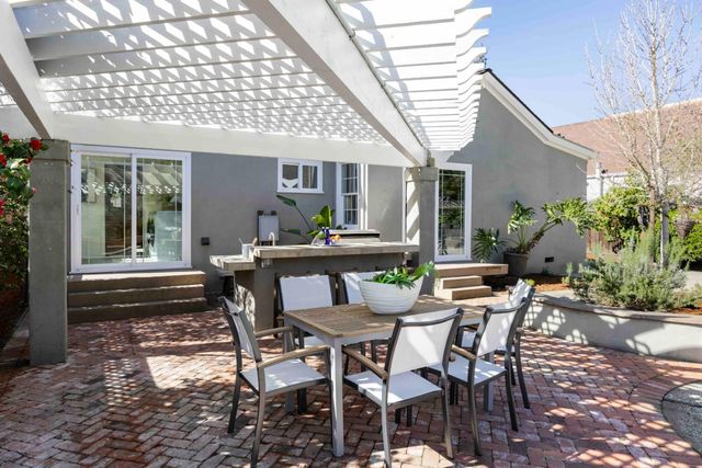 1637 Mariposa Avenue, Palo Alto, CA 94306