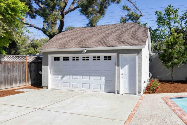 1637 Mariposa Avenue, Palo Alto, CA 94306