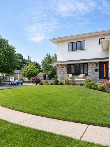1396 Stephen Marc Lane, East Meadow, NY 11554