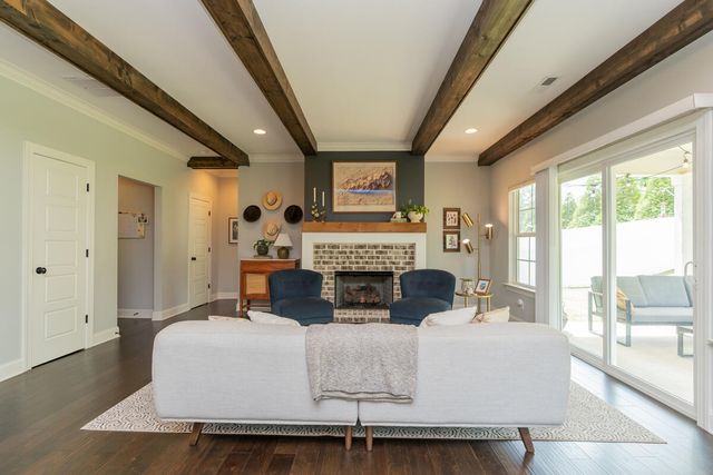 1369 Baldwin Field Circle, Hixson, TN 37343