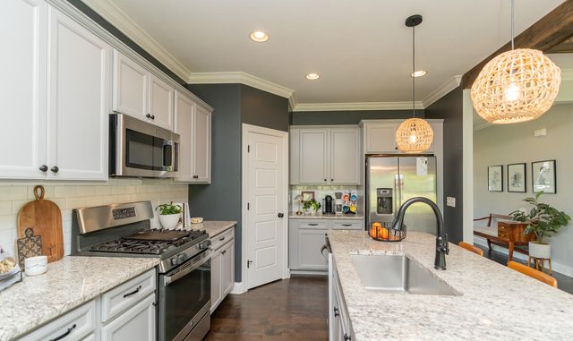 1369 Baldwin Field Circle, Hixson, TN 37343