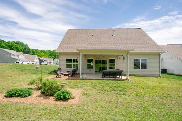1369 Baldwin Field Circle, Hixson, TN 37343