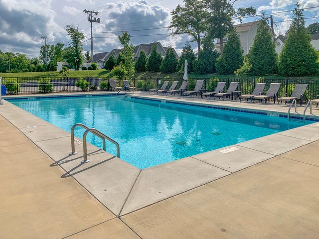 1369 Baldwin Field Circle, Hixson, TN 37343