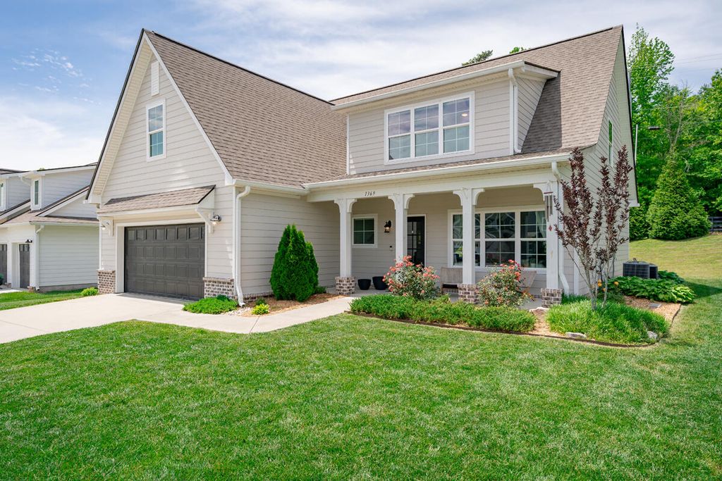 1369 Baldwin Field Circle, Hixson, TN 37343