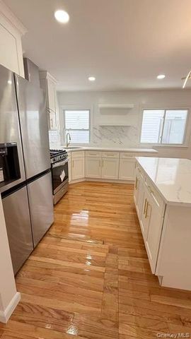 151-28 24th Road, Whitestone, NY 11357