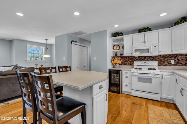 14 Cypress Avenue, Jackson, NJ 08527