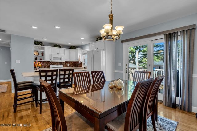 14 Cypress Avenue, Jackson, NJ 08527