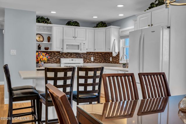 14 Cypress Avenue, Jackson, NJ 08527