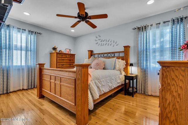 14 Cypress Avenue, Jackson, NJ 08527