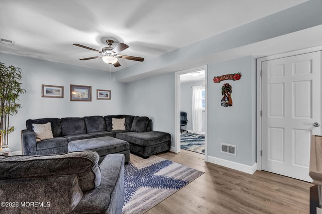 14 Cypress Avenue, Jackson, NJ 08527