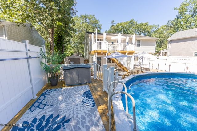 14 Cypress Avenue, Jackson, NJ 08527