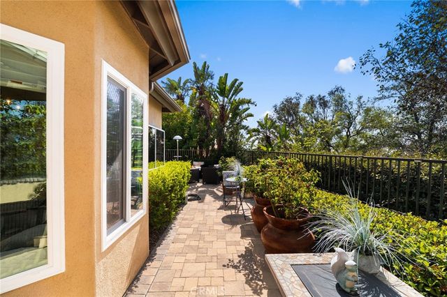 28561 Camelback, Trabuco Canyon, CA 92679