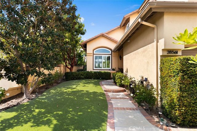 28561 Camelback, Trabuco Canyon, CA 92679