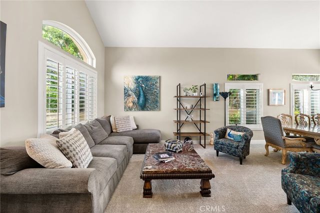 28561 Camelback, Trabuco Canyon, CA 92679