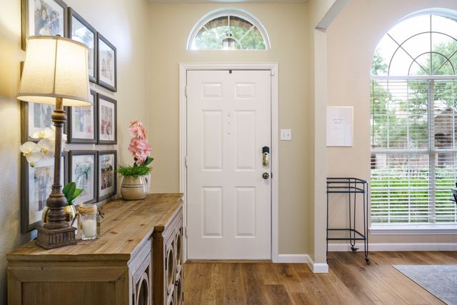 4049 Brazos Drive, Carrollton, TX 75007