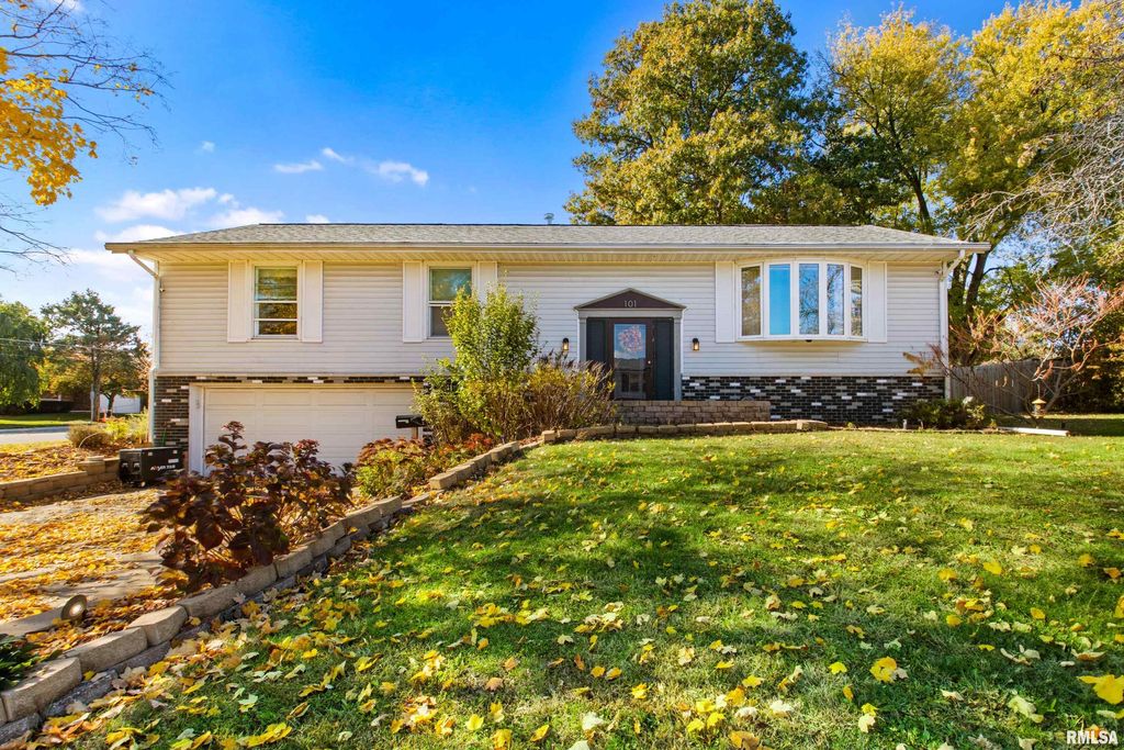 101 N OREGON Avenue, Morton, IL 61550