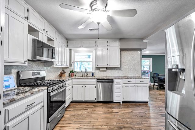 1405 Ainslee St, Midland, TX 79701