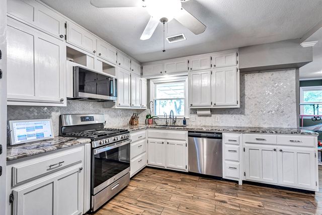 1405 Ainslee St, Midland, TX 79701