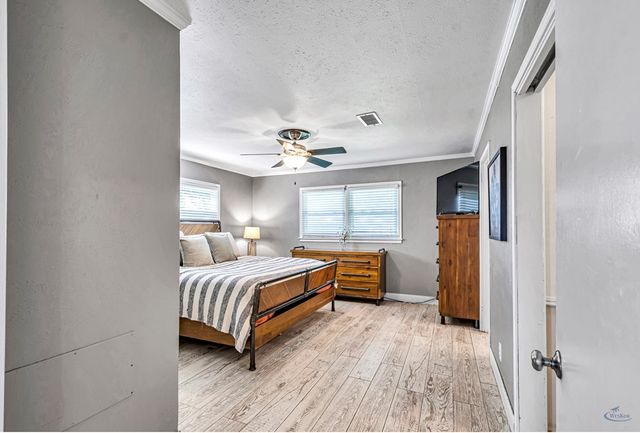 1405 Ainslee St, Midland, TX 79701