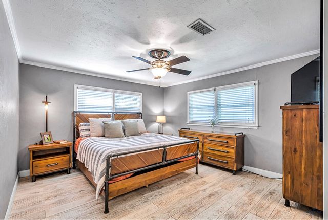 1405 Ainslee St, Midland, TX 79701