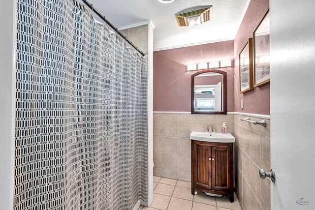 1405 Ainslee St, Midland, TX 79701