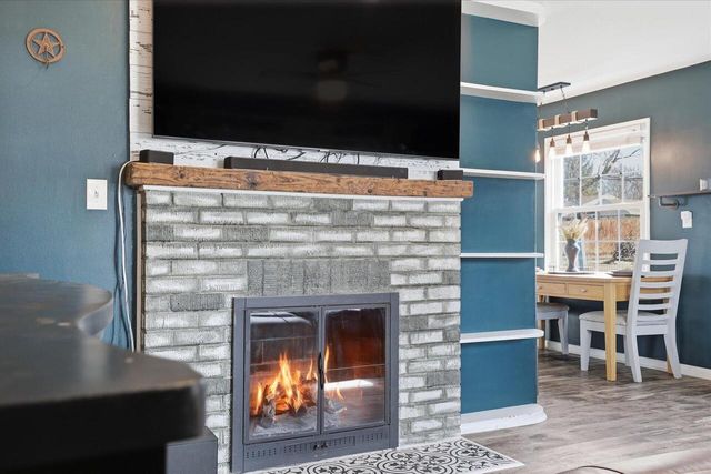 1011 Aurora STREET, Waukesha, WI 53186