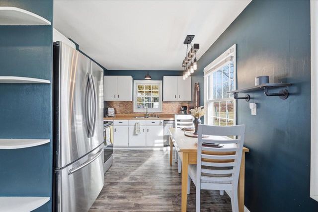 1011 Aurora STREET, Waukesha, WI 53186