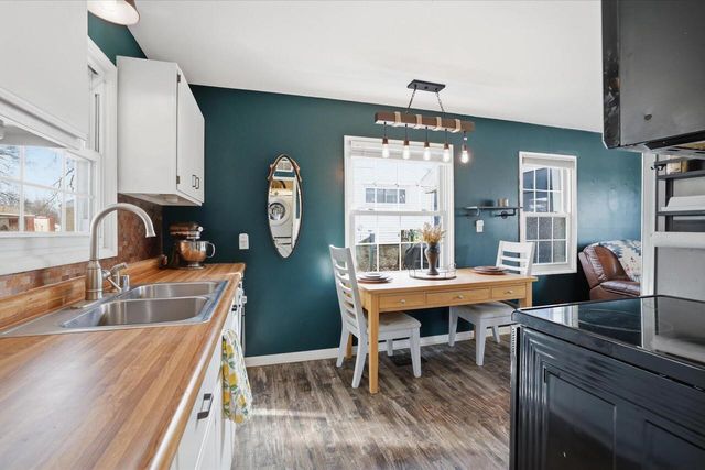 1011 Aurora STREET, Waukesha, WI 53186