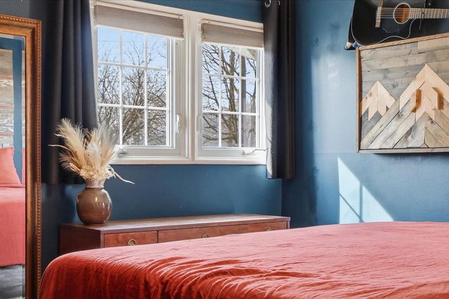 1011 Aurora STREET, Waukesha, WI 53186