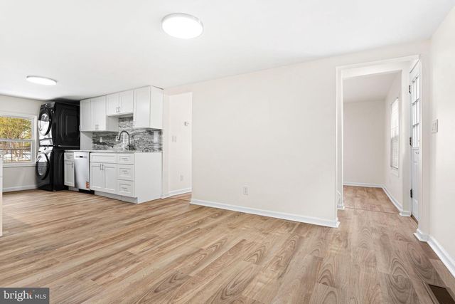 384 JULIUSTOWN RD, Columbus, NJ 08022