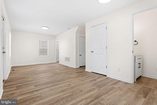 384 JULIUSTOWN RD, Columbus, NJ 08022