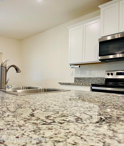 7351 Amethyst Avenue, Grant, FL 32949