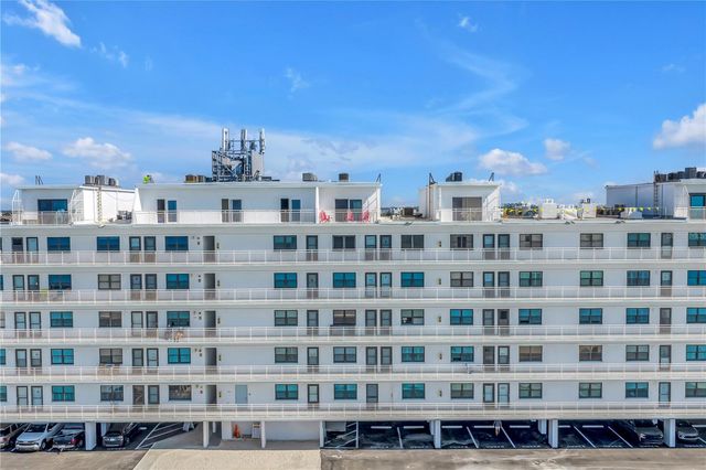 8470 W GULF BOULEVARD 609, Treasure Island, FL 33706