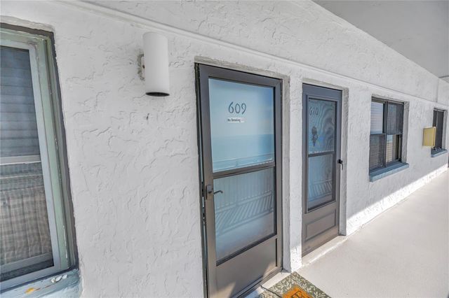 8470 W GULF BOULEVARD 609, Treasure Island, FL 33706
