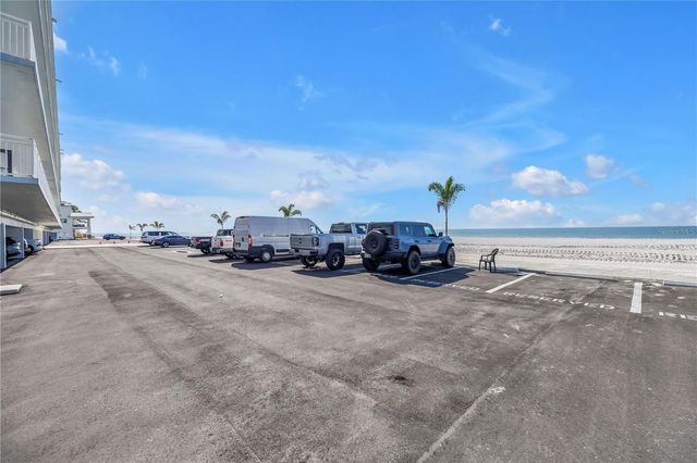 8470 W GULF BOULEVARD 609, Treasure Island, FL 33706
