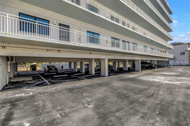 8470 W GULF BOULEVARD 609, Treasure Island, FL 33706